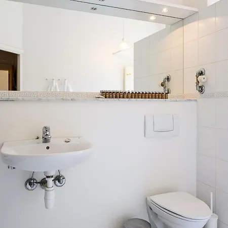 Apartment Bright Spacious In Cristianshavn Copenhagen